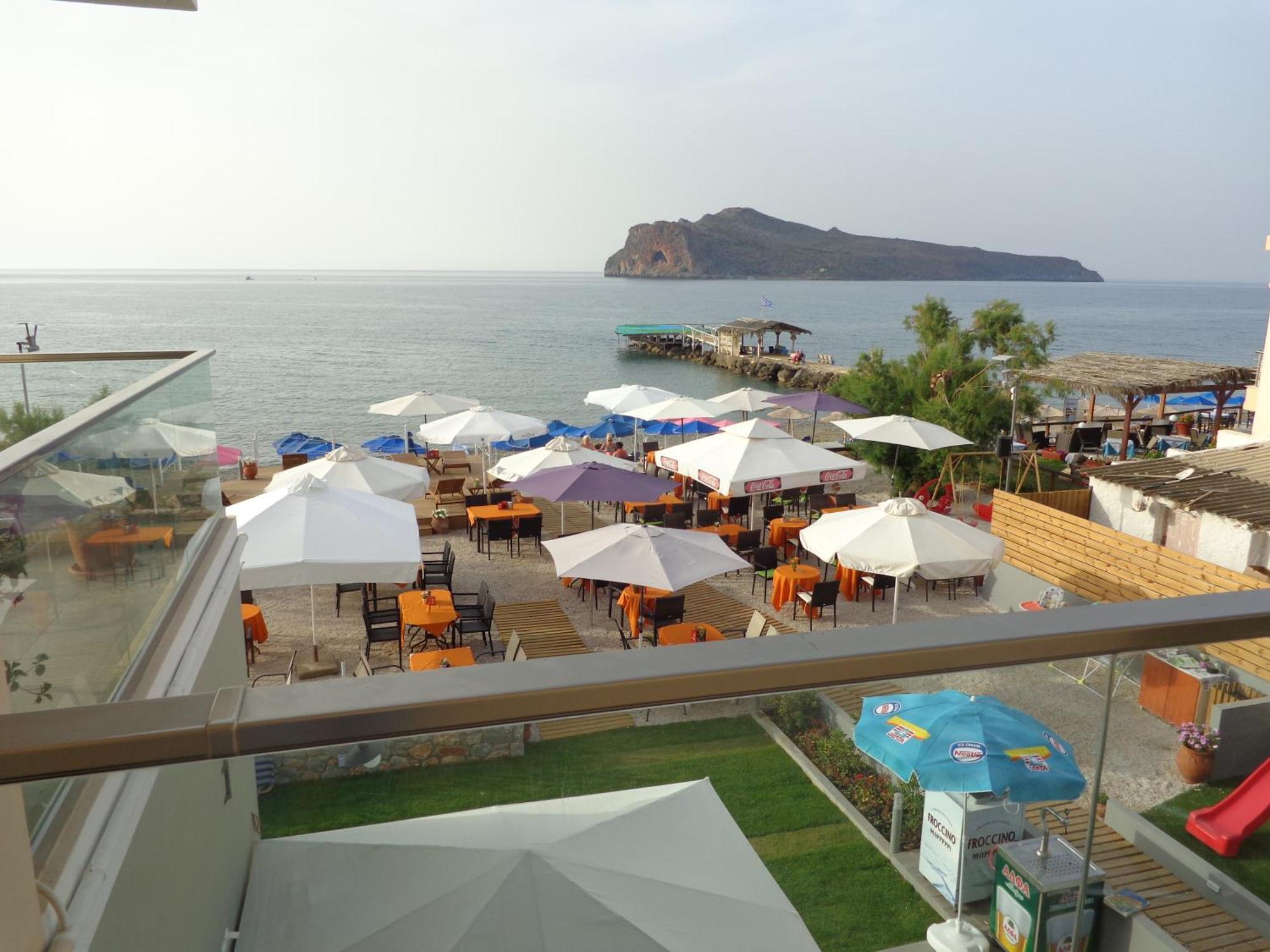 Litinakis Studios Sea View & Litinakis Studios Garden View 700 Meters Away Agia Marina  Bagian luar foto