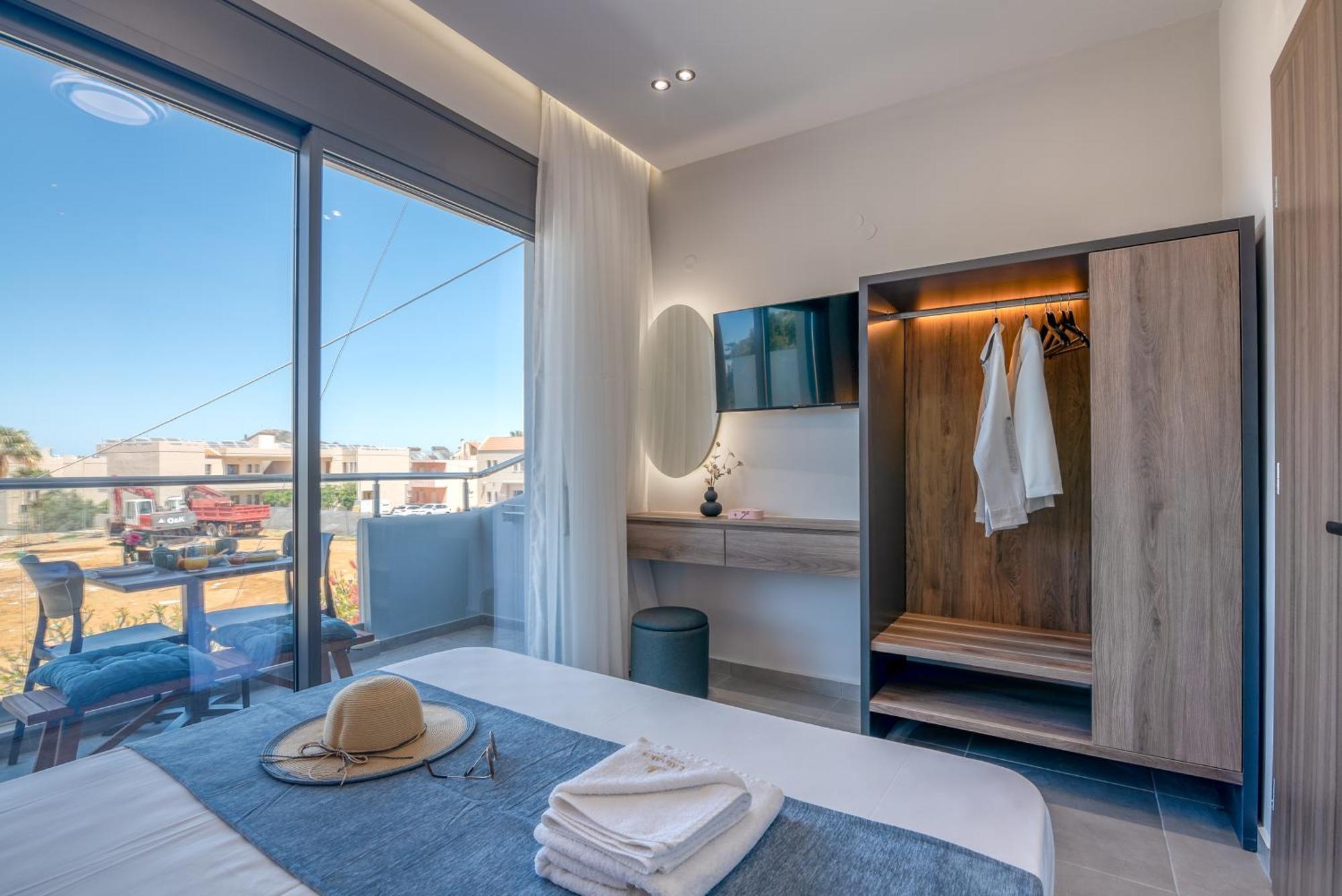 Litinakis Studios Sea View & Litinakis Studios Garden View 700 Meters Away Agia Marina  Bagian luar foto