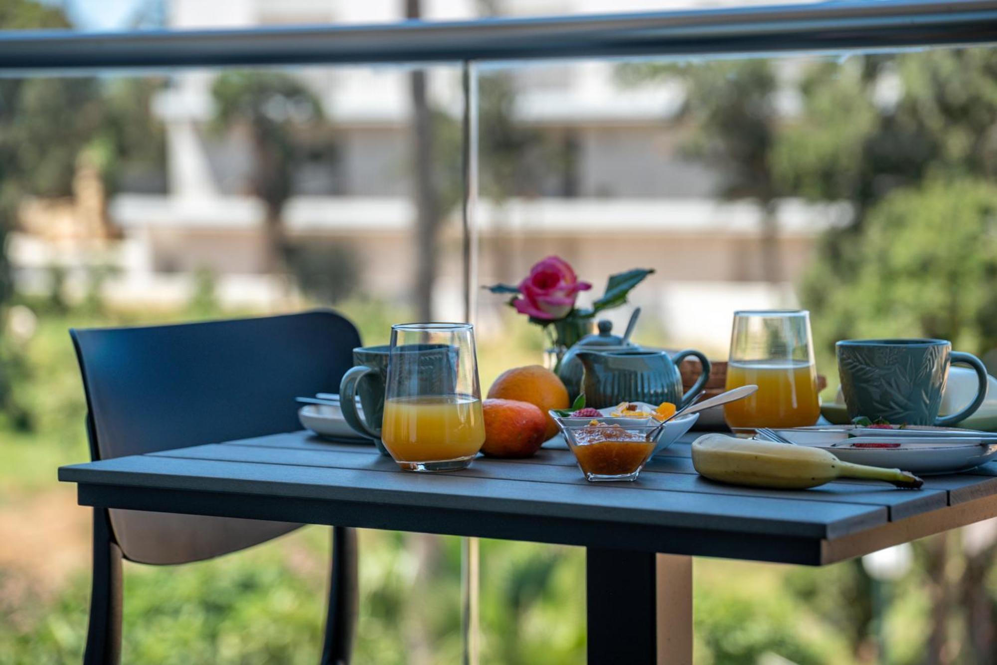 Litinakis Studios Sea View & Litinakis Studios Garden View 700 Meters Away Agia Marina  Bagian luar foto
