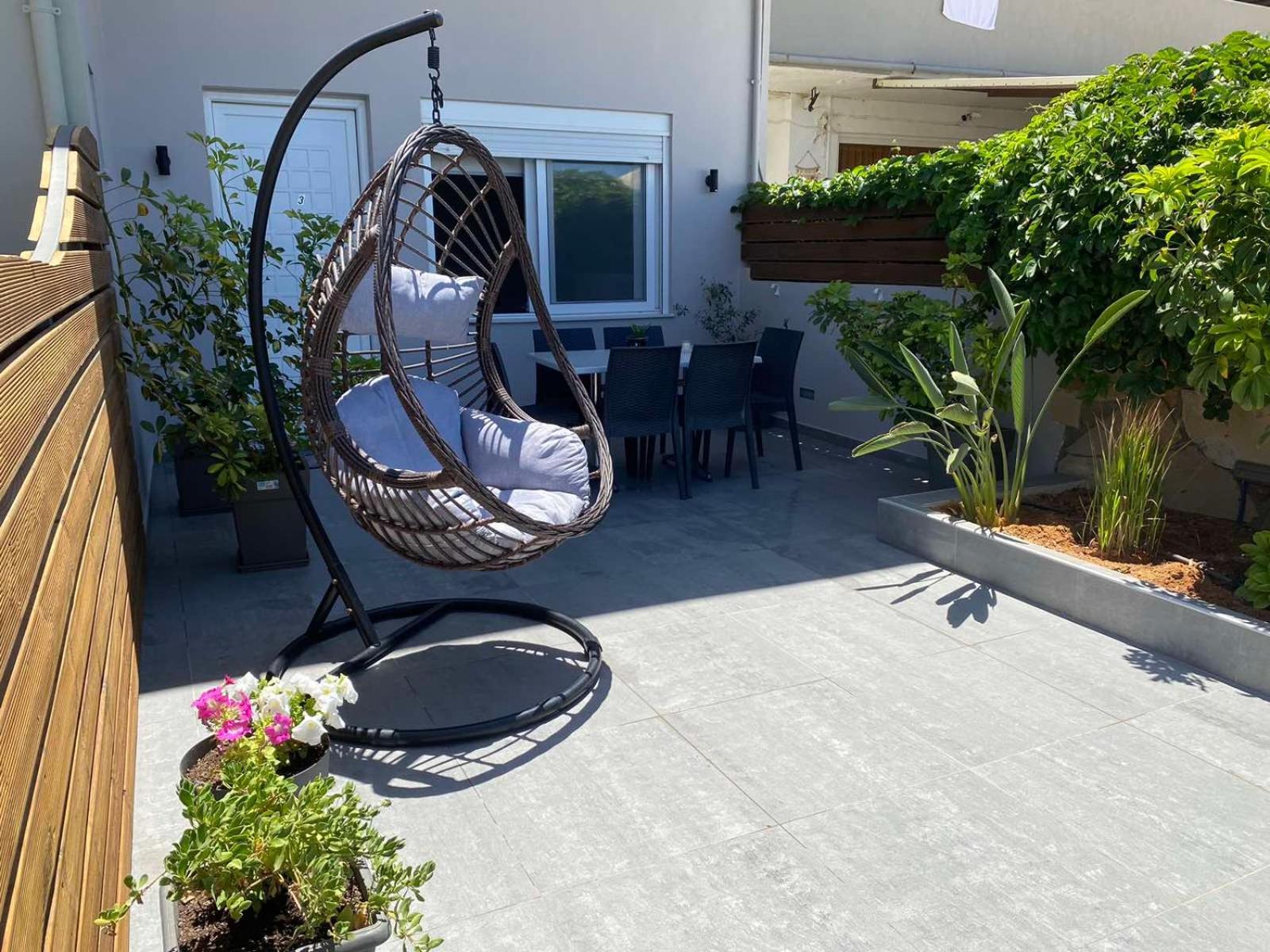 Litinakis Studios Sea View & Litinakis Studios Garden View 700 Meters Away Agia Marina  Bagian luar foto